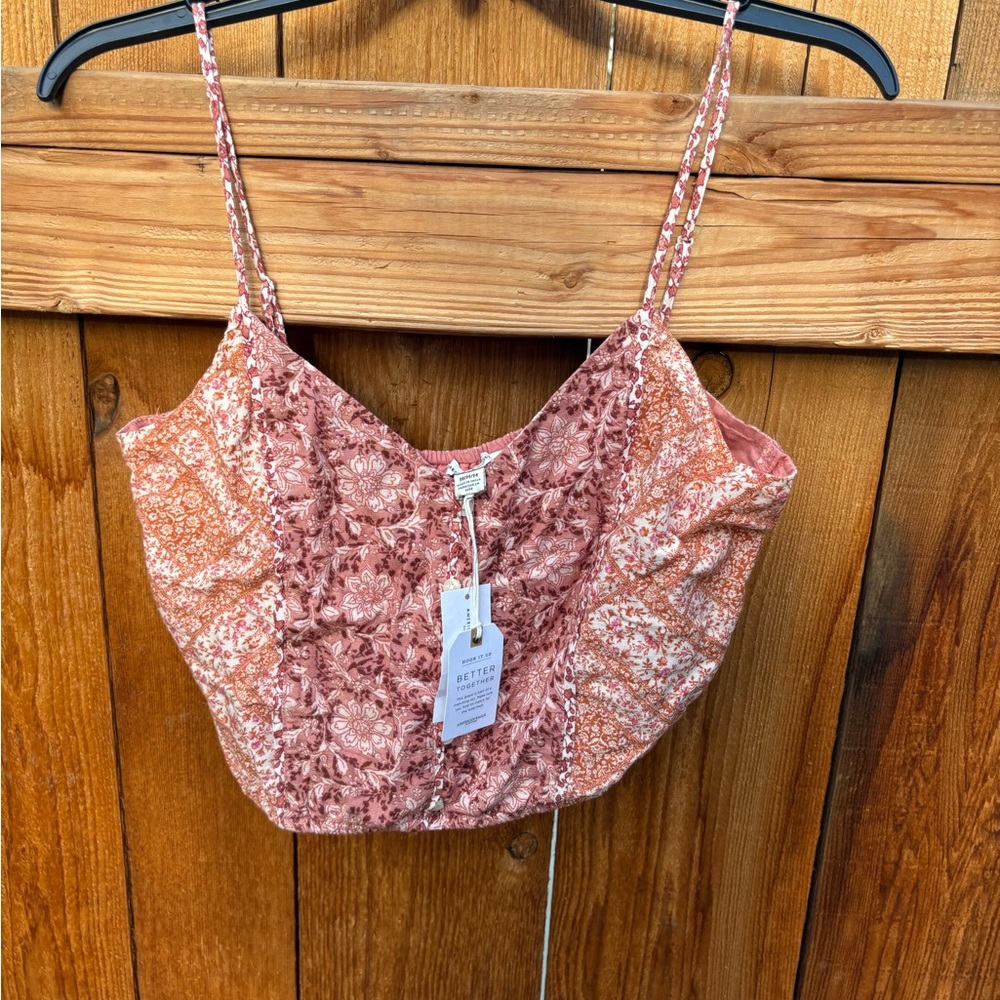 American Eagle Outfitters Floral Camisole in Pink